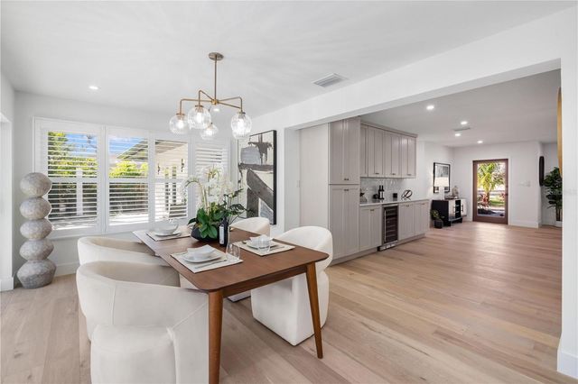 3705 TANGIER TERRACE, Sarasota, FL 34239