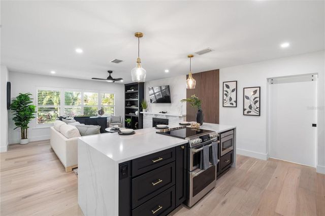 3705 TANGIER TERRACE, Sarasota, FL 34239