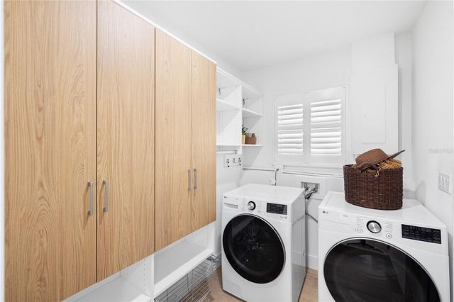 3705 TANGIER TERRACE, Sarasota, FL 34239