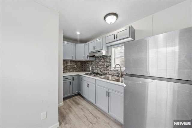 47 Helen, Moonachie, NJ 07074