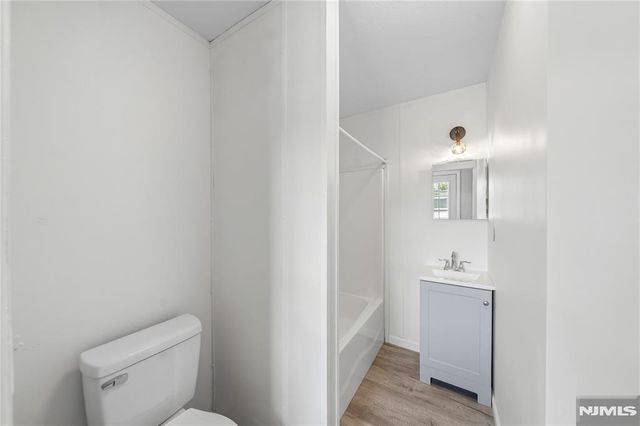 47 Helen, Moonachie, NJ 07074