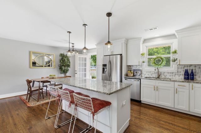 124 Chippendale Dr, Hendersonville, TN 37075