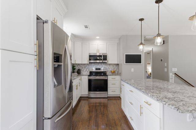 124 Chippendale Dr, Hendersonville, TN 37075