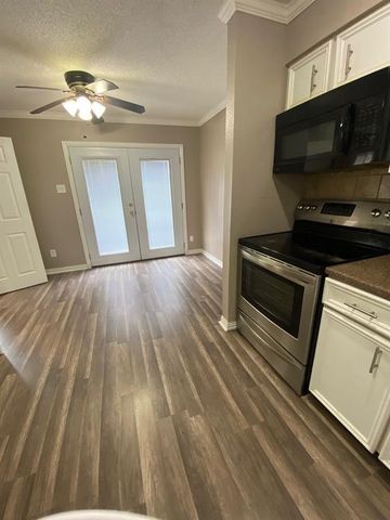 12046 Mighty Oak Drive, Houston, TX 77066