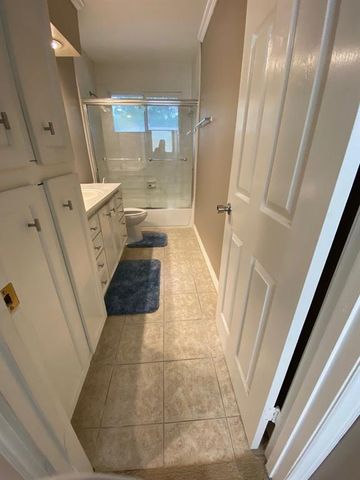 12046 Mighty Oak Drive, Houston, TX 77066