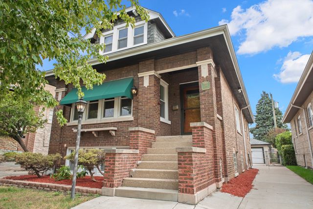 2317 East Avenue, Berwyn, IL 60402