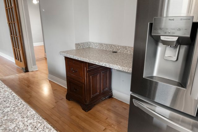 2317 East Avenue, Berwyn, IL 60402