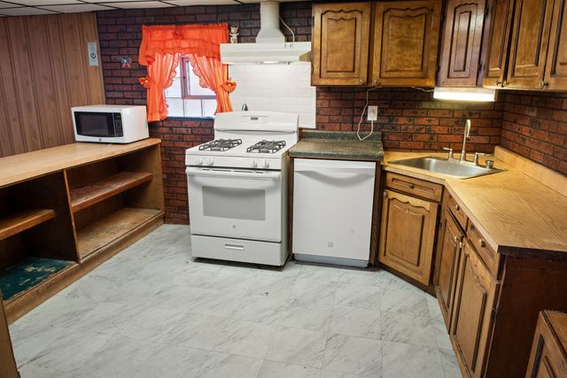 2317 East Avenue, Berwyn, IL 60402