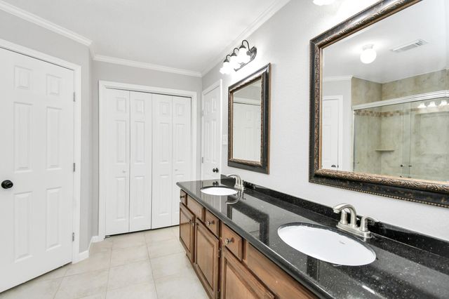 315 Muirwood Lane, Sugar Land, TX 77498