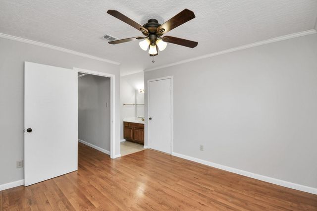 315 Muirwood Lane, Sugar Land, TX 77498