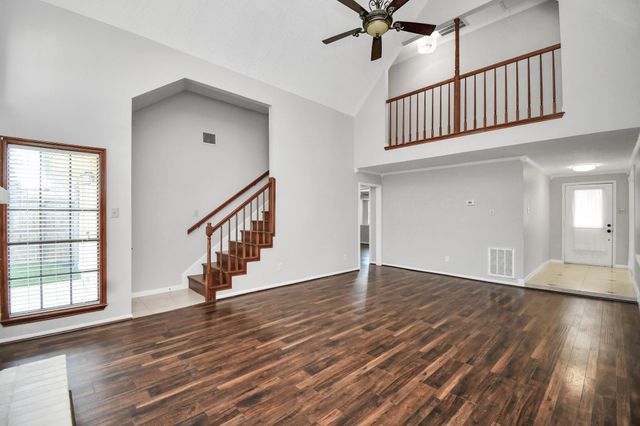 315 Muirwood Lane, Sugar Land, TX 77498