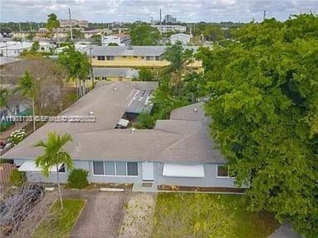 729 NE 6th St 2, Hallandale Beach, FL 33009