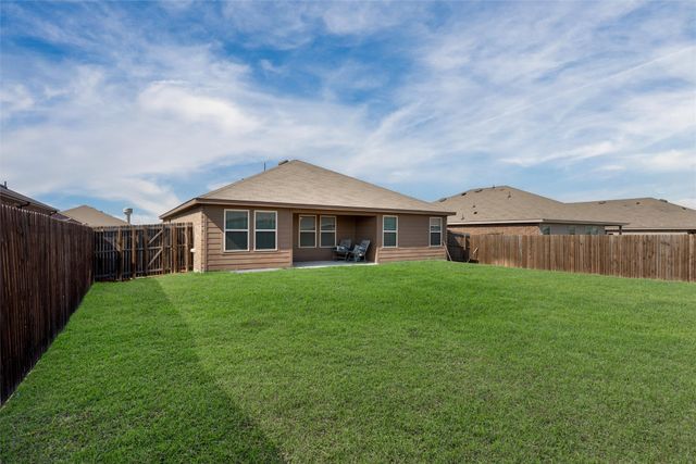 1007 Stockyard Street, Royse City, TX 75189