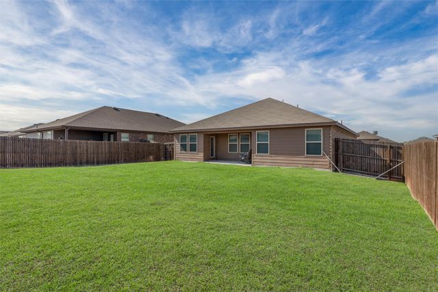 1007 Stockyard Street, Royse City, TX 75189