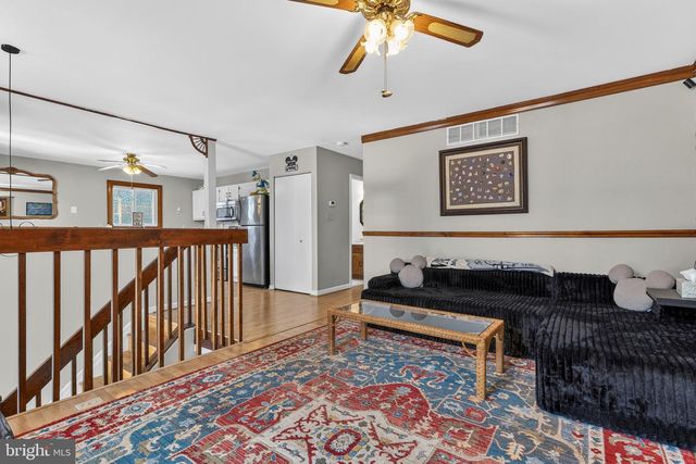 1105 HOTEL DR, Pasadena, MD 21122