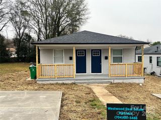 2601 Dundeen Street, Charlotte, NC 28216