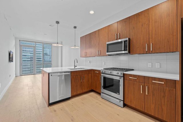 222 West Ave 2109, Austin, TX 78701