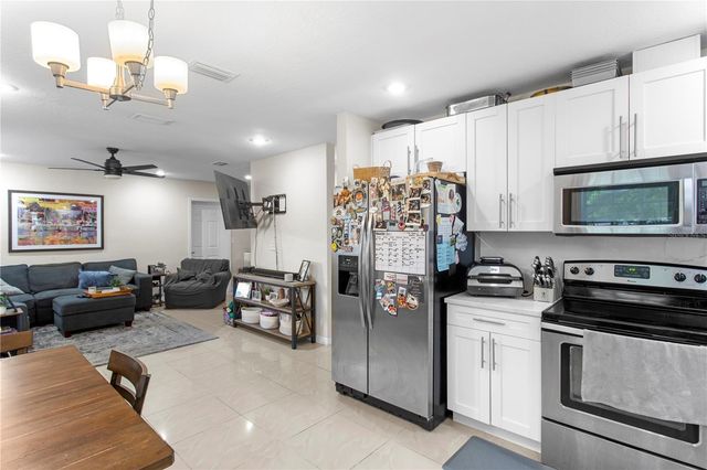 4215 W BAY VISTA AVENUE, Tampa, FL 33611