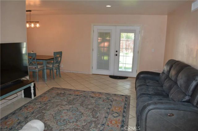 612 Newkirk, Fullerton, CA 92832