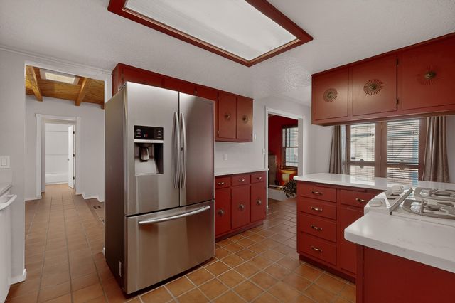 916 Calle Carmilita, Santa Fe, NM 87505