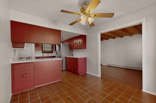 916 Calle Carmilita, Santa Fe, NM 87505