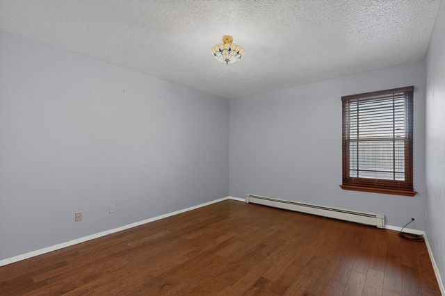 916 Calle Carmilita, Santa Fe, NM 87505