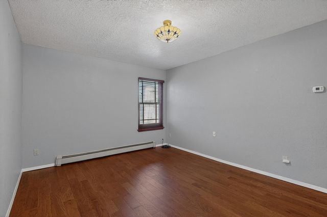 916 Calle Carmilita, Santa Fe, NM 87505