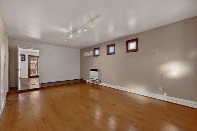 916 Calle Carmilita, Santa Fe, NM 87505