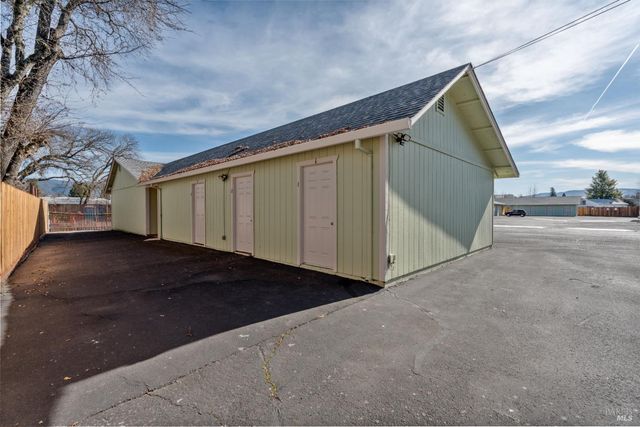 201 Main Cir, Ukiah, CA 95482