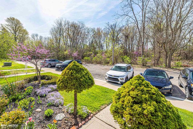23610 Marlborough Drive, Clinton Twp, MI 48036