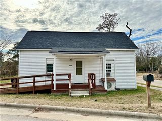 400 McLeod Road, Red Springs, NC 28377