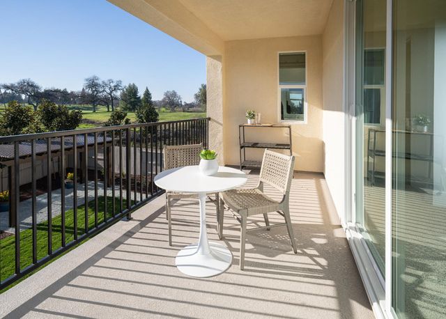 3032 Torrey Pines Dr, Roseville, CA 95678