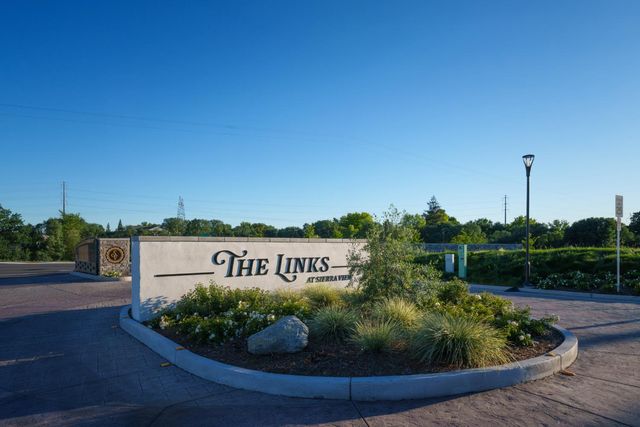 3032 Torrey Pines Dr, Roseville, CA 95678