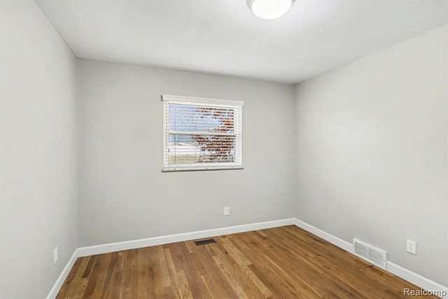 1575 Kellogg Road, Brighton, MI 48114