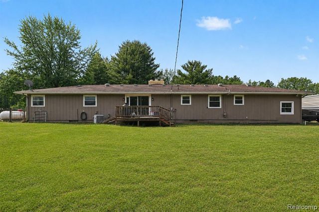 1575 Kellogg Road, Brighton, MI 48114