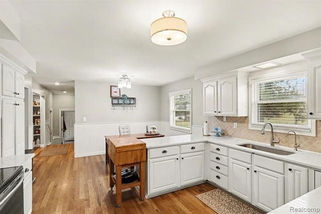 1575 Kellogg Road, Brighton, MI 48114