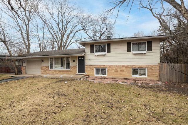 228 41st Street, Downers Grove, IL 60515