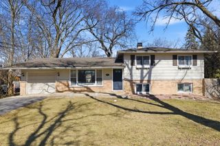 228 41st Street, Downers Grove, IL 60515