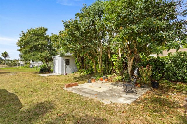 25900 SW 182nd Avenue, Homestead, FL 33031