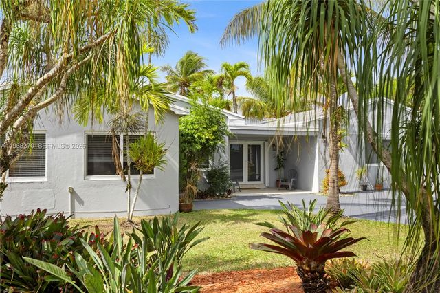 25900 SW 182nd Avenue, Homestead, FL 33031