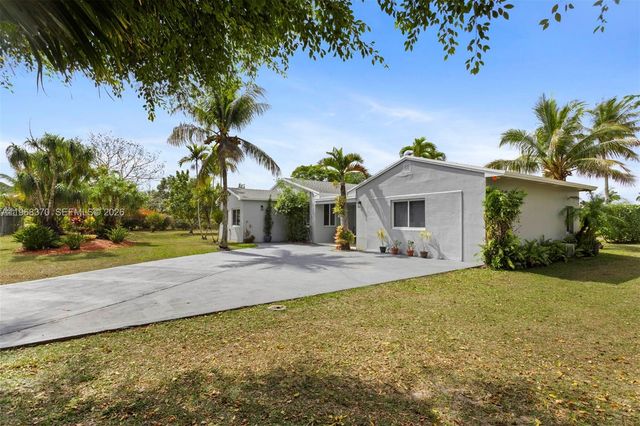 25900 SW 182nd Avenue, Homestead, FL 33031