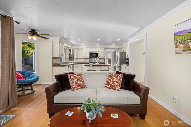 36712 31st Avenue S, Federal Way, WA 98003