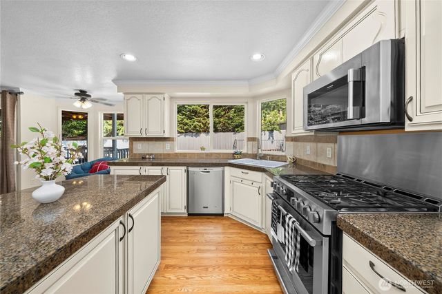 36712 31st Avenue S, Federal Way, WA 98003