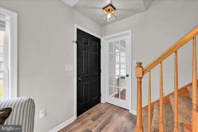 7 N BUTTERFLY DR, Myerstown, PA 17067