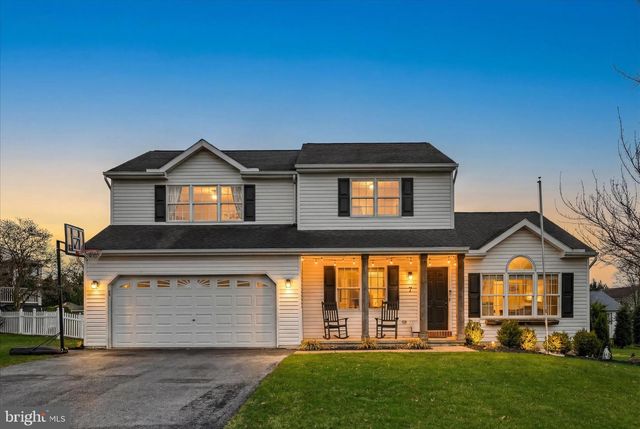 7 N BUTTERFLY DR, Myerstown, PA 17067