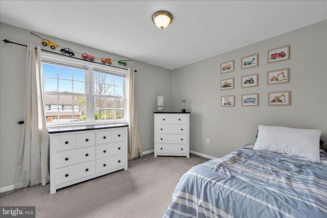 7 N BUTTERFLY DR, Myerstown, PA 17067