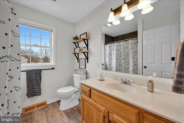 7 N BUTTERFLY DR, Myerstown, PA 17067