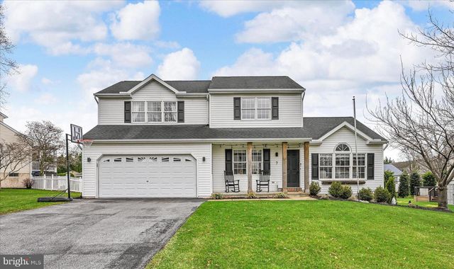 7 N BUTTERFLY DR, Myerstown, PA 17067