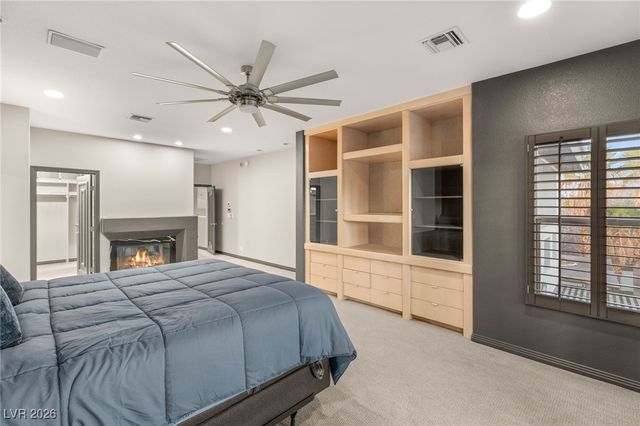 8001 Ryans Reef Lane, Las Vegas, NV 89128