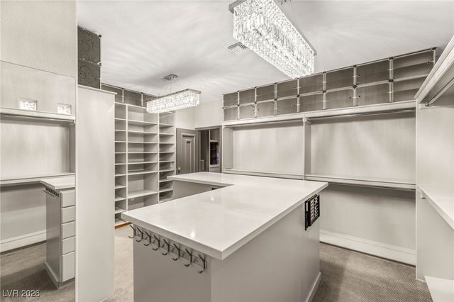 8001 Ryans Reef Lane, Las Vegas, NV 89128